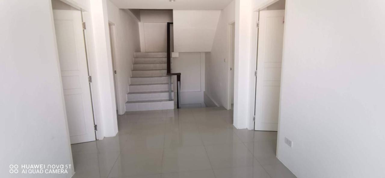Sure Guesthouse Bãi biển Kamala Ngoại thất bức ảnh